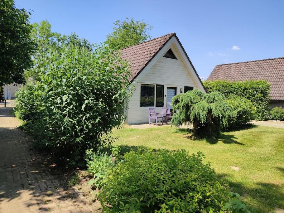 Vrijstaande Recreatiebungalow Met Slaapvide Posterholt Ngoại thất bức ảnh